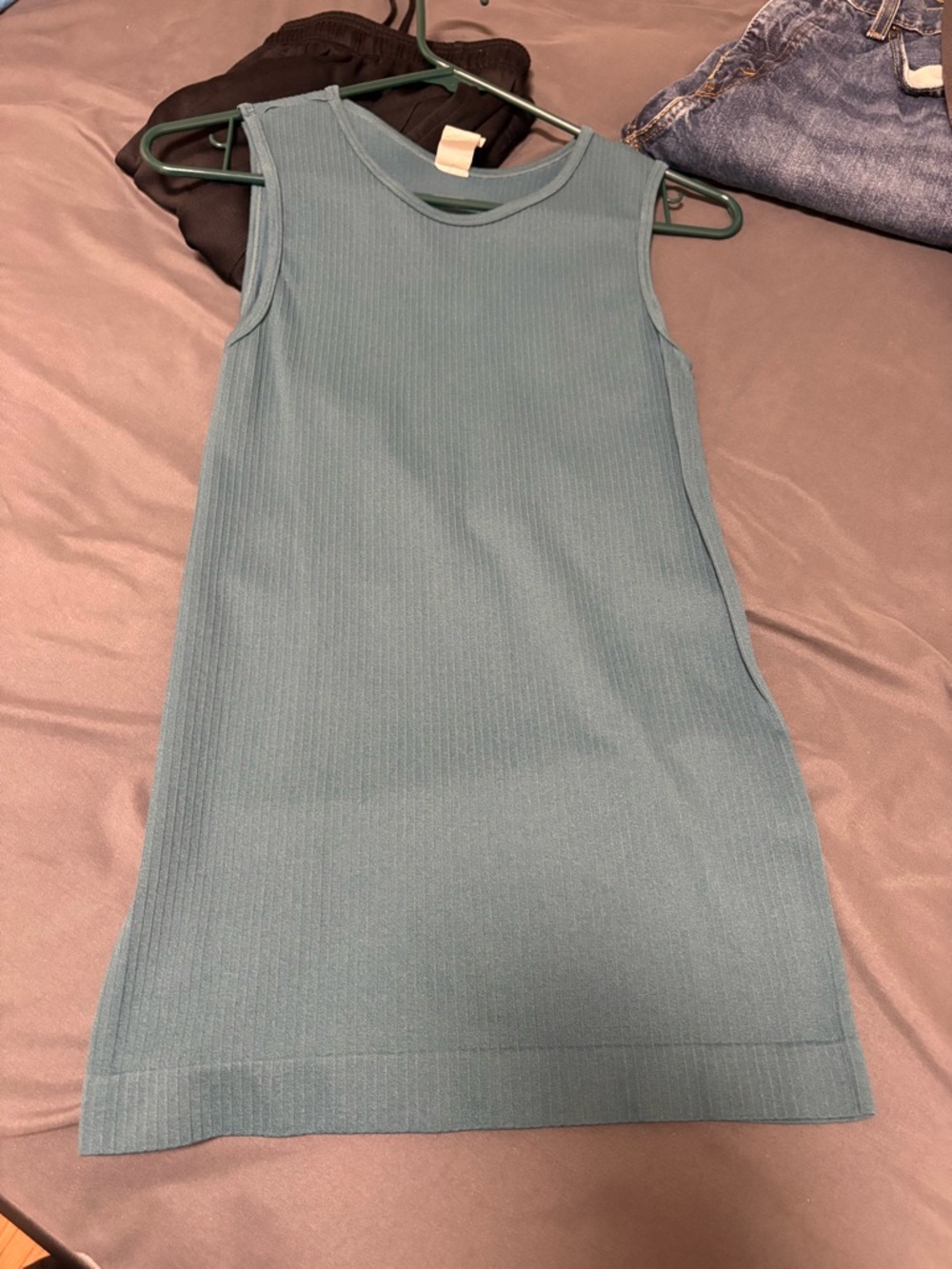 ZYIA Blue Ribbed Tank Top - Picture 3 of 3